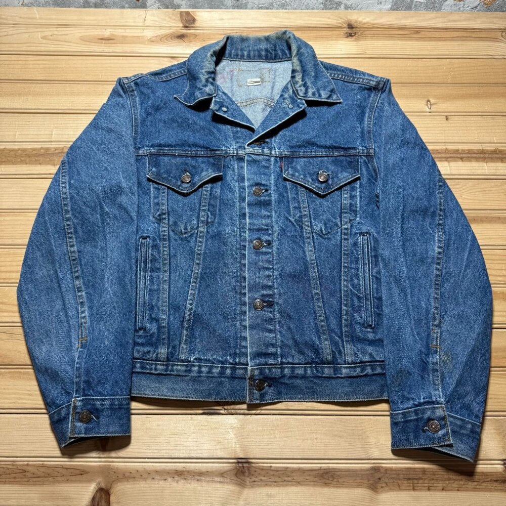 Vintage 70s 80s Levis Type lll Dark Wash Blue Denim Trucker Jacket USA Medium